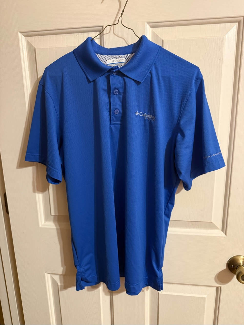 Columbia Men’s Blue Performance Polo Shirt size small